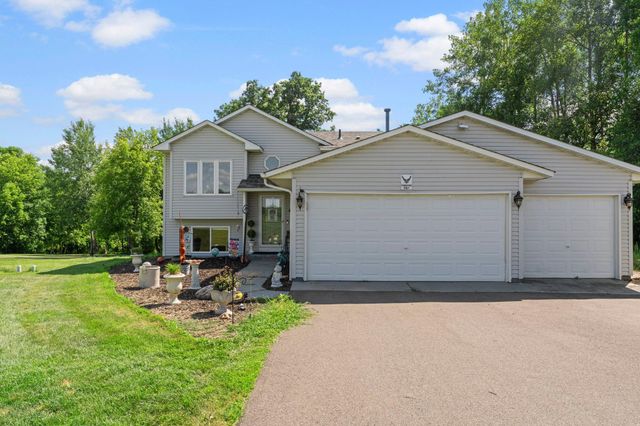 2223 Cedarbridge Court, Harris, MN 55032