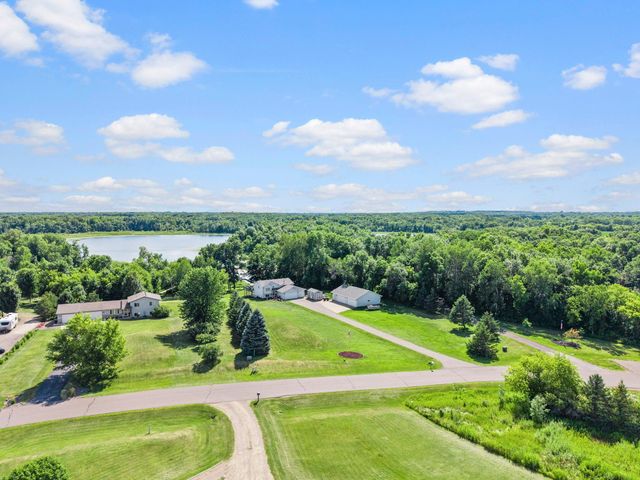 2223 Cedarbridge Court, Harris, MN 55032