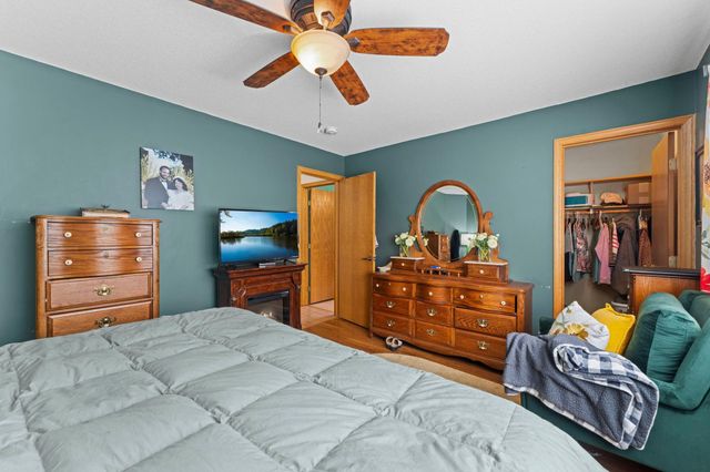 2223 Cedarbridge Court, Harris, MN 55032