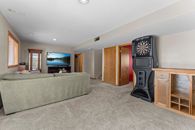 2223 Cedarbridge Court, Harris, MN 55032