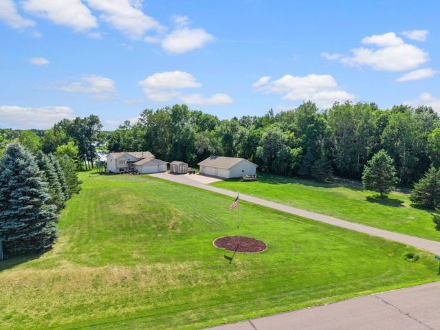 2223 Cedarbridge Court, Harris, MN 55032