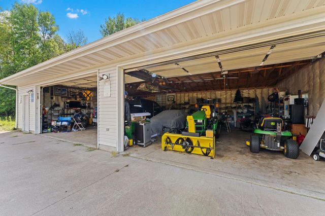 2223 Cedarbridge Court, Harris, MN 55032