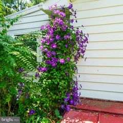 180 W CHARLOTTE ST, Millersville, PA 17551