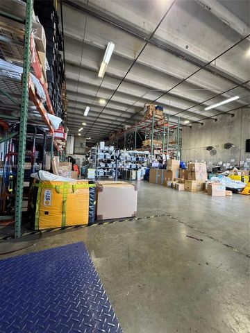 6306 NW 99th Ave, Doral, FL 33178