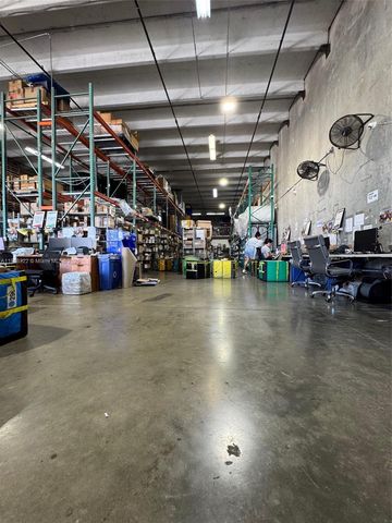 6306 NW 99th Ave, Doral, FL 33178