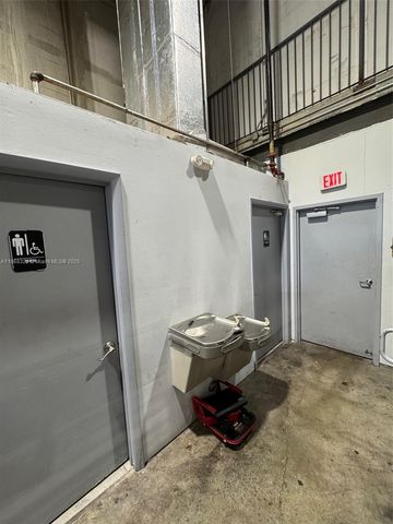 6306 NW 99th Ave, Doral, FL 33178