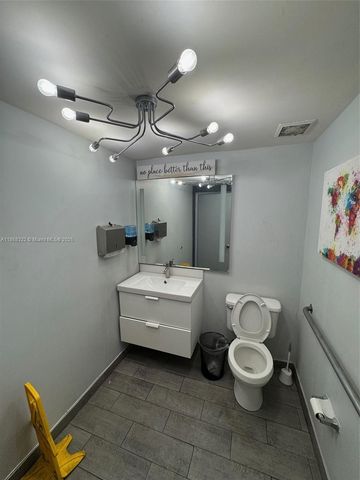 6306 NW 99th Ave, Doral, FL 33178