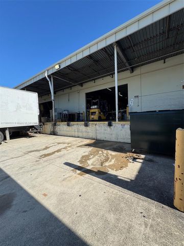 6306 NW 99th Ave, Doral, FL 33178