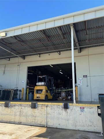 6306 NW 99th Ave, Doral, FL 33178