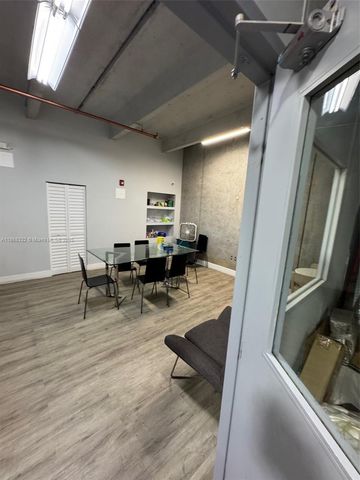 6306 NW 99th Ave, Doral, FL 33178