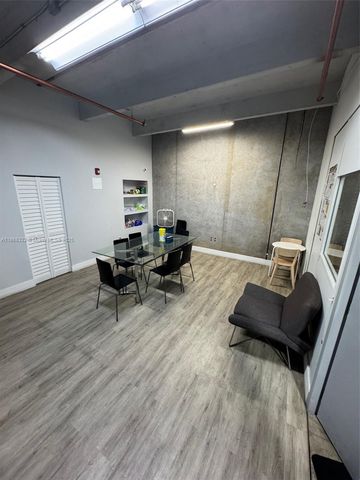 6306 NW 99th Ave, Doral, FL 33178