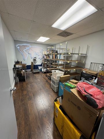 6306 NW 99th Ave, Doral, FL 33178