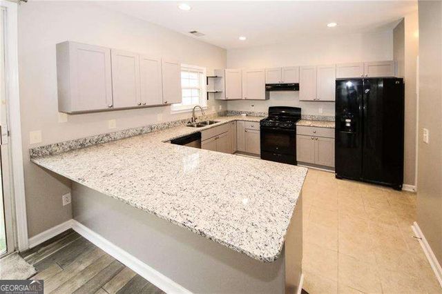 170 Windcroft Lane, Acworth, GA 30101