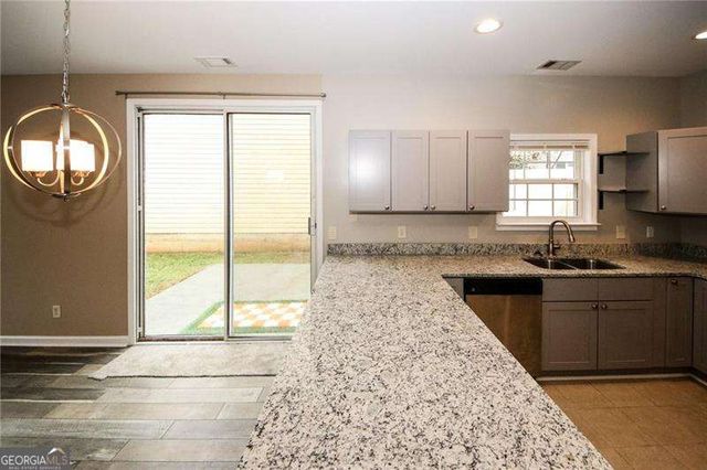 170 Windcroft Lane, Acworth, GA 30101