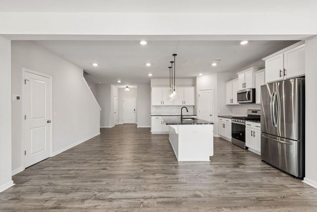 504 Purple Finch Road, Summerville, SC 29486
