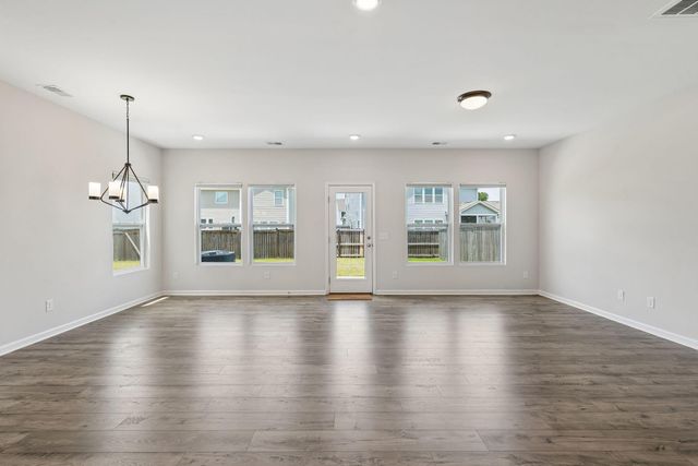 504 Purple Finch Road, Summerville, SC 29486