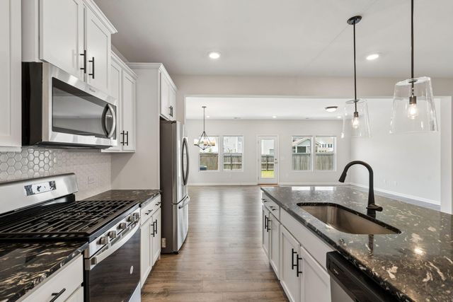 504 Purple Finch Road, Summerville, SC 29486