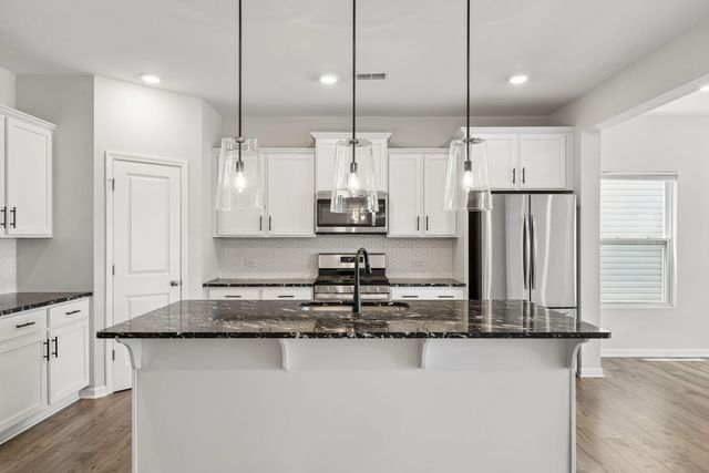 504 Purple Finch Road, Summerville, SC 29486