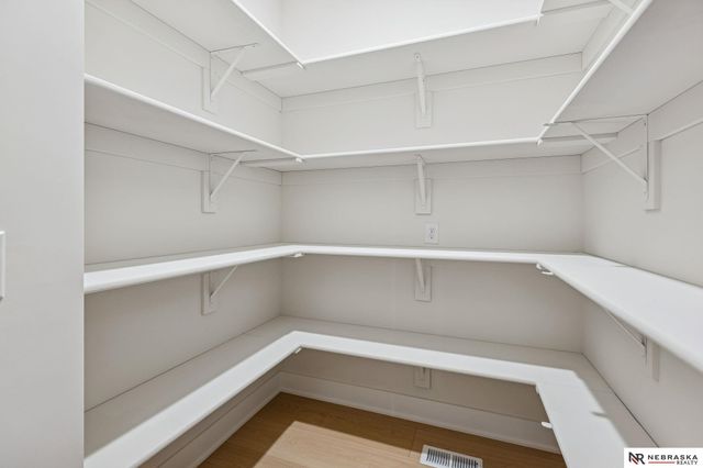 12359 S 86th Street, Papillion, NE 68046