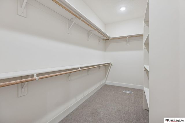 12359 S 86th Street, Papillion, NE 68046