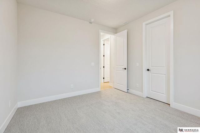 12359 S 86th Street, Papillion, NE 68046