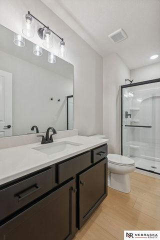 12359 S 86th Street, Papillion, NE 68046