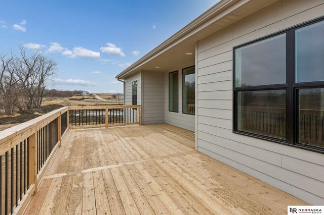 12359 S 86th Street, Papillion, NE 68046