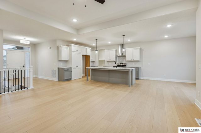 12359 S 86th Street, Papillion, NE 68046