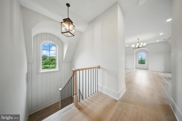 22805 CREIGHTON FARMS DR, Leesburg, VA 20175