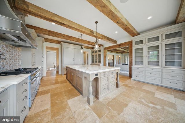 22805 CREIGHTON FARMS DR, Leesburg, VA 20175