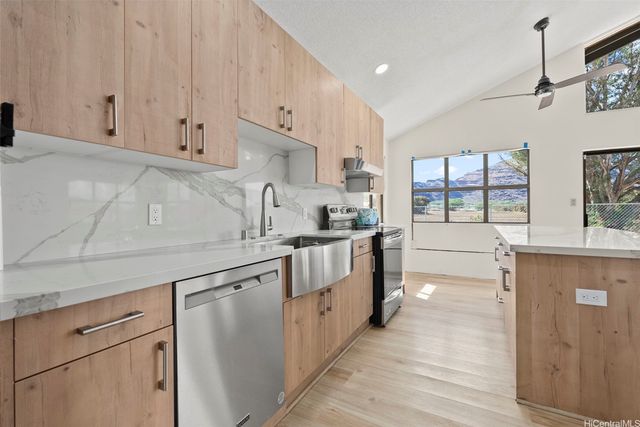 87-1087 Apuupuu Road, Waianae, HI 96792