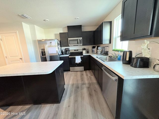 1402 Raven Way, Elizabeth City, NC 27909