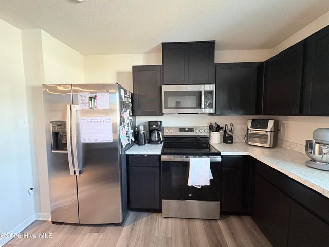 1402 Raven Way, Elizabeth City, NC 27909