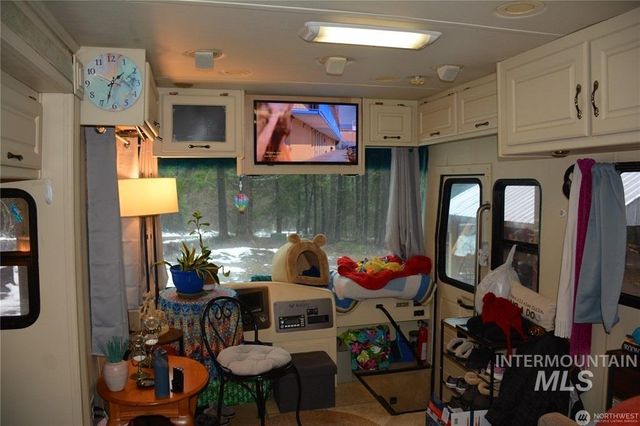 1431 Timber Mountain Loop, Outside City Limits, WA 98922