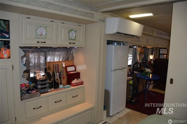 1431 Timber Mountain Loop, Outside City Limits, WA 98922