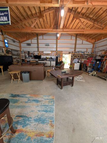 1431 Timber Mountain Loop, Outside City Limits, WA 98922