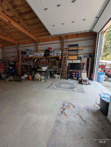 1431 Timber Mountain Loop, Outside City Limits, WA 98922