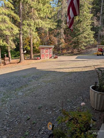 1431 Timber Mountain Loop, Outside City Limits, WA 98922