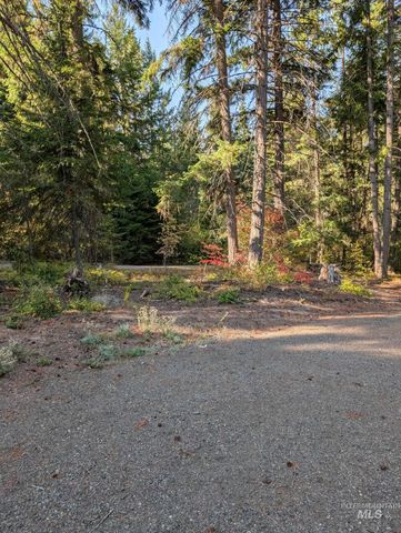 1431 Timber Mountain Loop, Outside City Limits, WA 98922