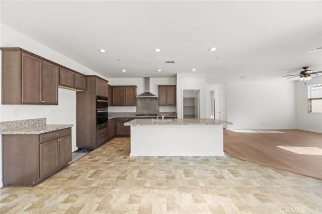 774 Green Court, Perris, CA 92571