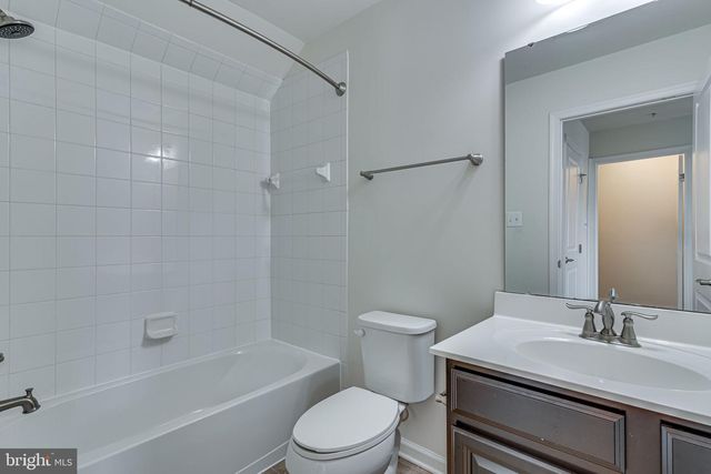 7246 WINDING HILLS DR, Hanover, MD 21076