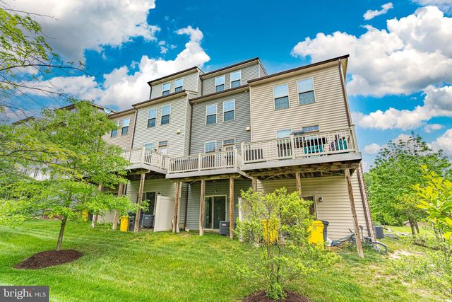 7246 WINDING HILLS DR, Hanover, MD 21076