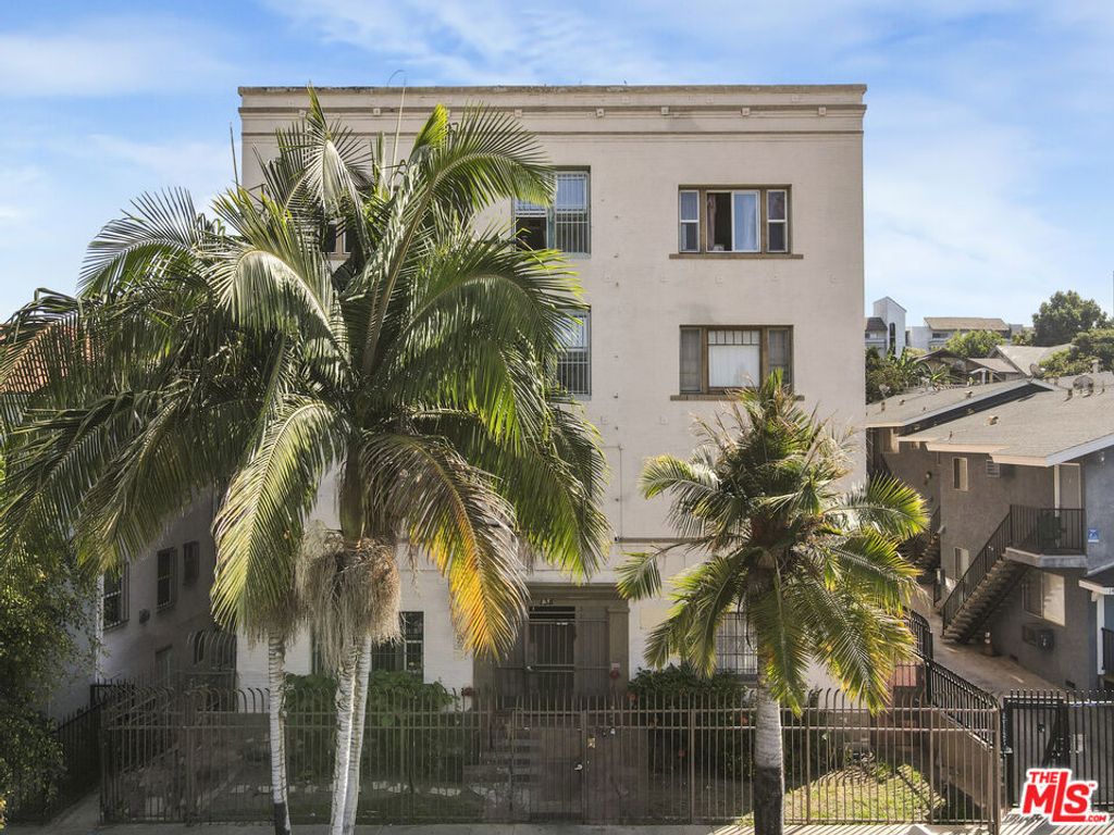 138 S Westmoreland Avenue, Los Angeles, CA 90004 — exterior