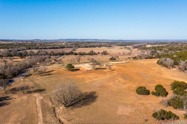327 Waring Welfare Road, Boerne, TX 78006