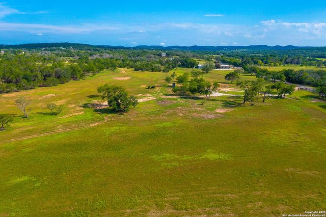 327 Waring Welfare Road, Boerne, TX 78006