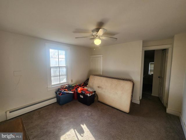 126 N CHARLOTTE ST, Manheim, PA 17545