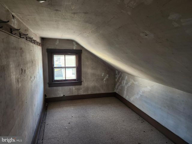 126 N CHARLOTTE ST, Manheim, PA 17545