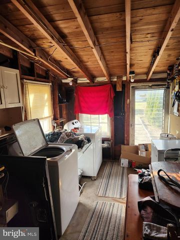 126 N CHARLOTTE ST, Manheim, PA 17545