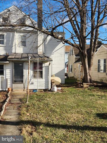 126 N CHARLOTTE ST, Manheim, PA 17545