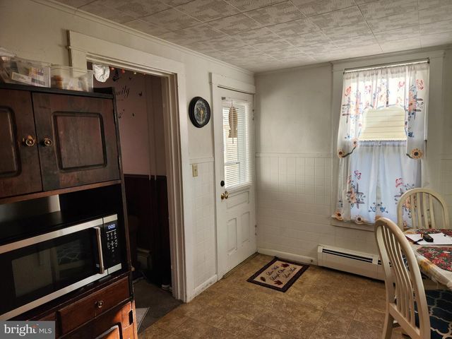 126 N CHARLOTTE ST, Manheim, PA 17545